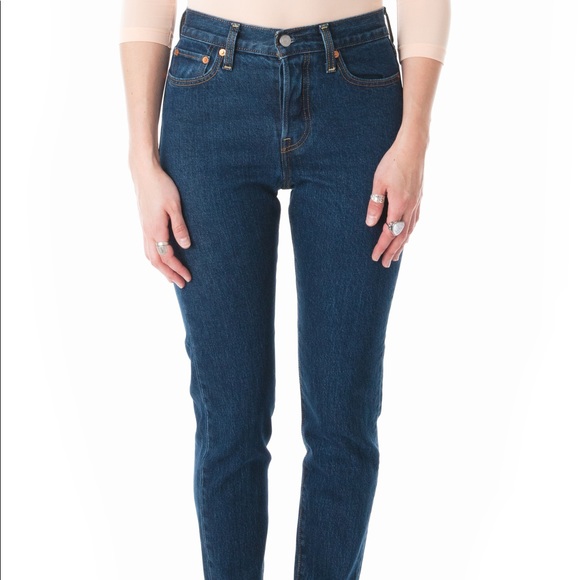 NWT Levis Wedgie- Dark Wash - Icon Fit - Picture 2 of 4